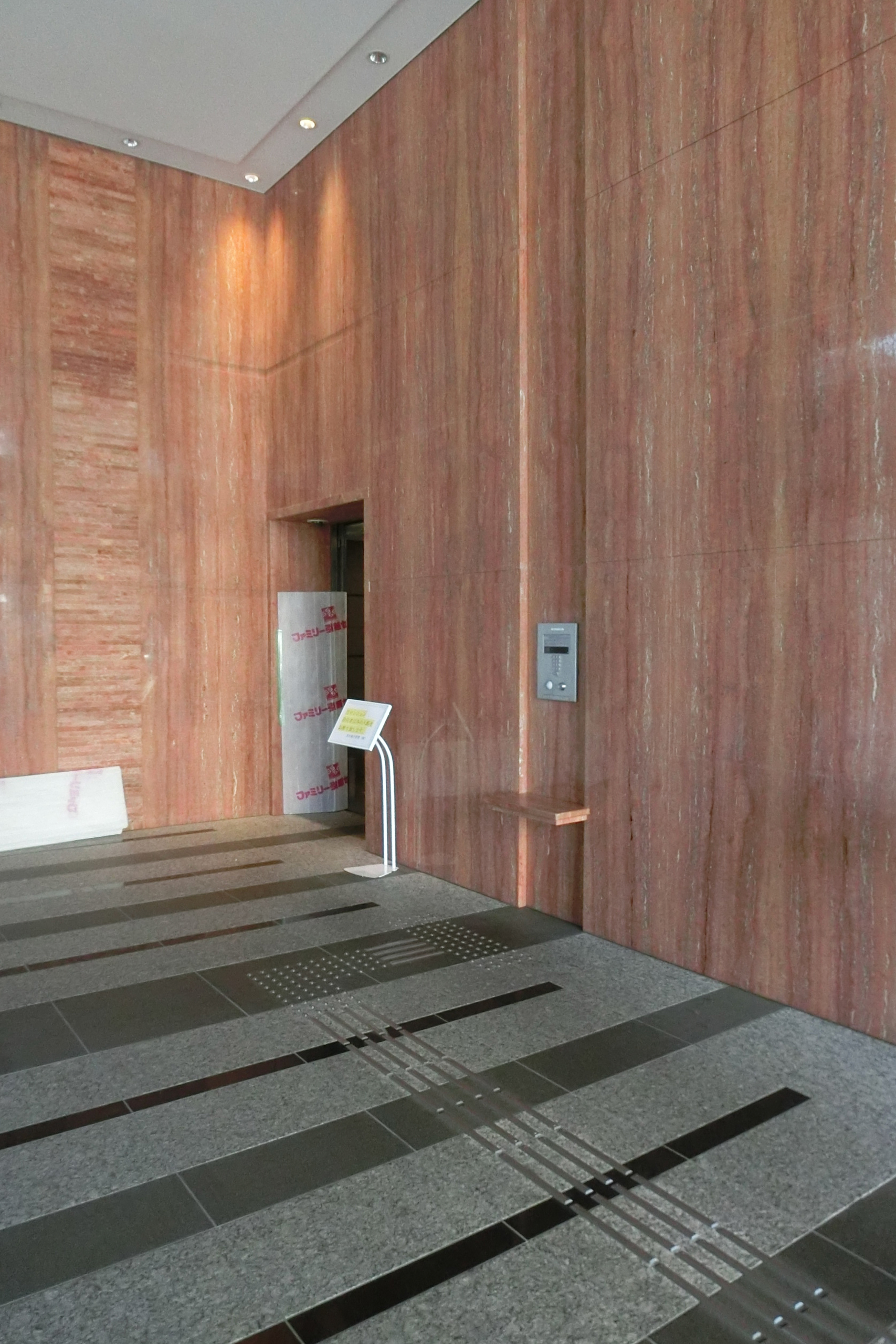 エントランスの画像