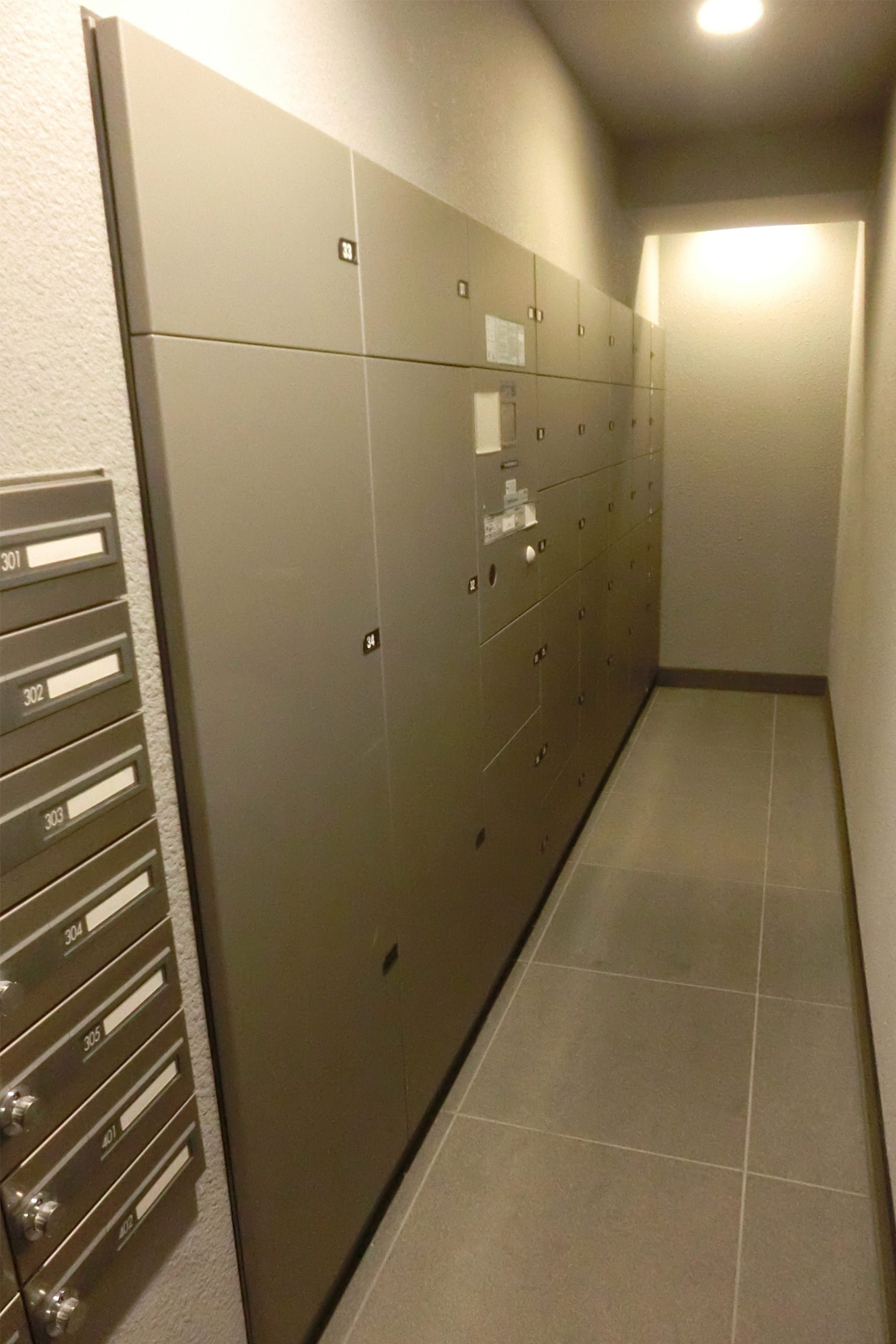 宅配ボックスの画像